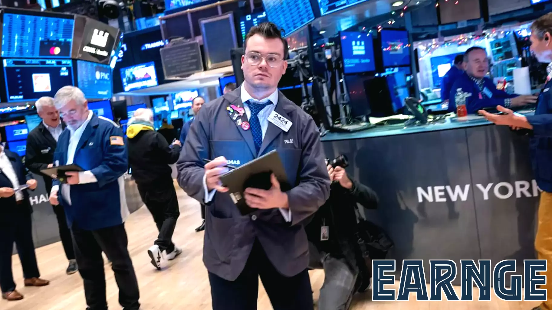 Wall Street Closes Strong in Final Trading Week of 2025