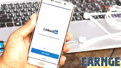 Keefe Bruyette Upgrades Flagstar Bank, National Association (FLG) to Outperform from Market Perform and Raises its Price Target to $16 from $14